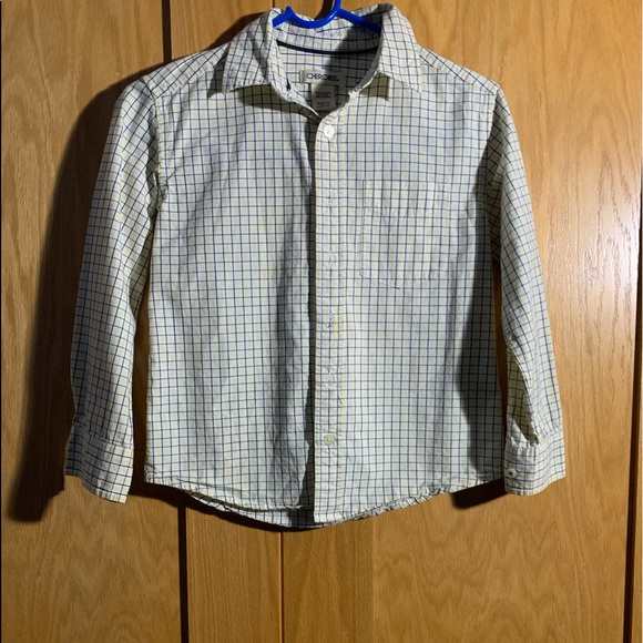 This button down shirt is in good quality - Picture 2 of 4
